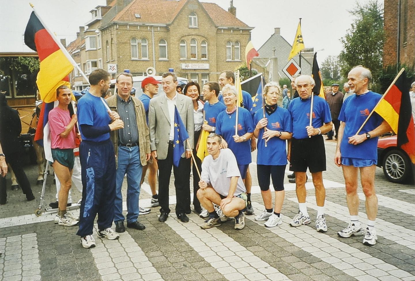 Aufnahme des Empfangs des Lauftreffs Ettlingen in Middelkerke aus dem Jahr 2001