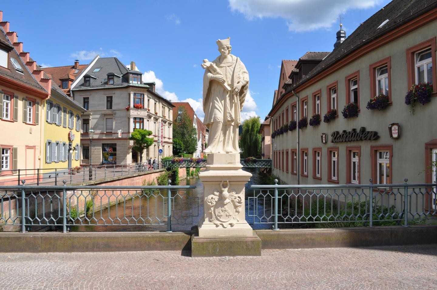 Nepomukstatue auf der Rathausbrücke