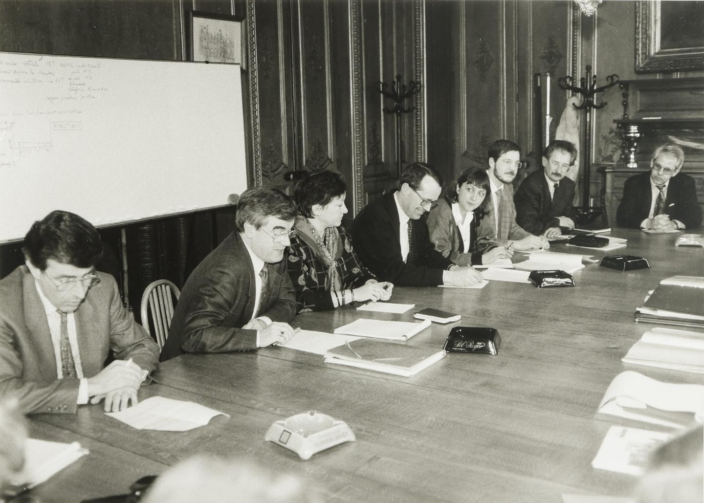 Arbeitssitzung in Epernay, von links Jean-Pierre Menu, Danielle Coulon, Oberbürgermeister Offele, Karin Herder-Gysser, Dr. Determann, Herr Stöcklin, 1991
