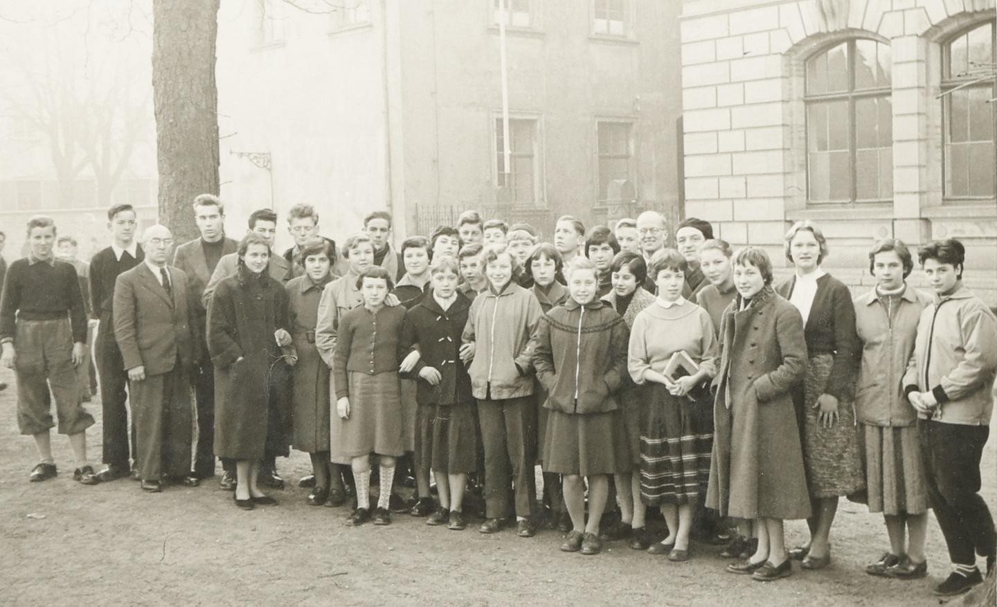 Schüler aus Épernay und Ettlingen bei einem der ersten Schüleraustausche, 1955