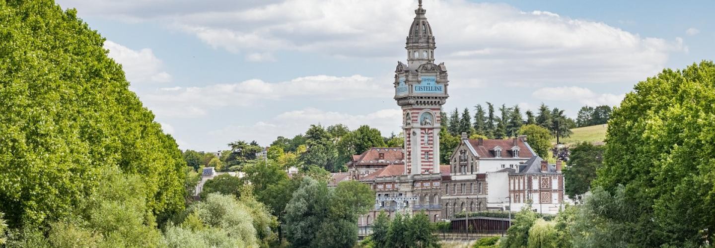 Epernay Blick von der Marne auf Epernay