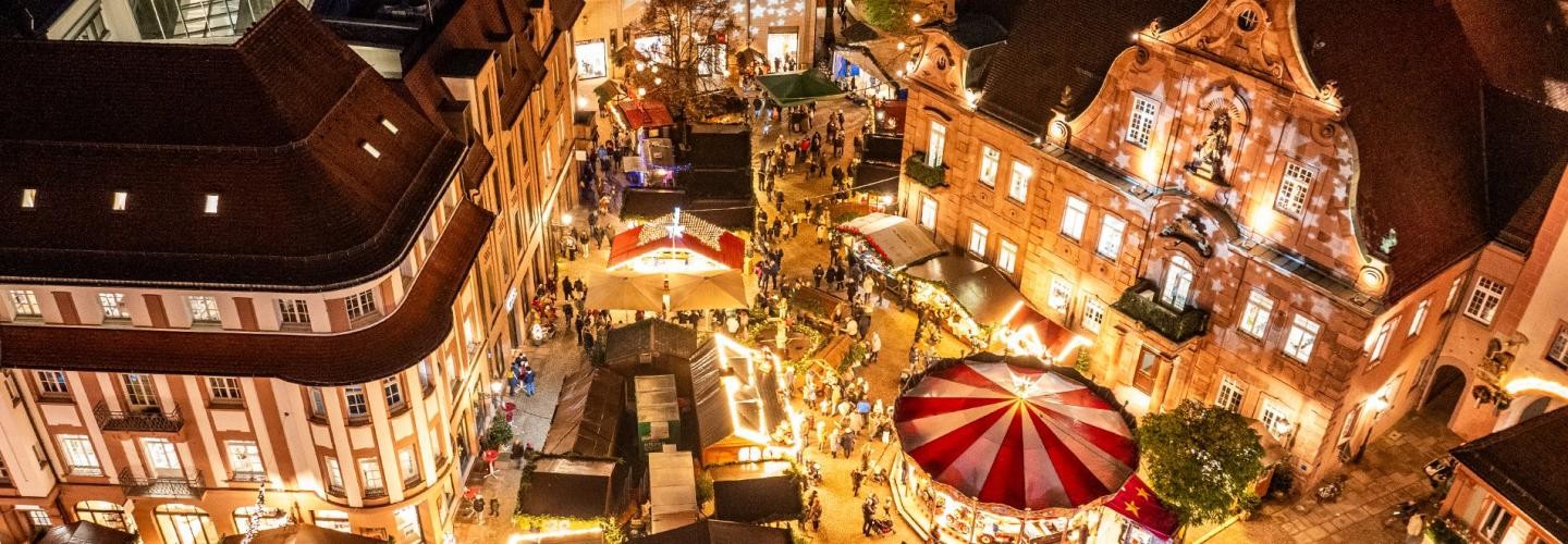 Sternlesmarkt Blick von oben auf den Sternlesmarkt auf dem Marktplatz