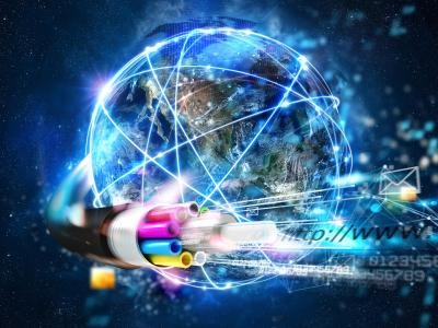 Weltkugel mit Breitbandkabel