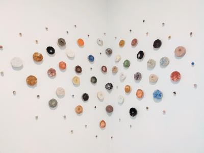 Erosionsobjekte, 2018, Erosionstropen 2020 Erosionsobjekte, 2018, Erosionstropen 2020, gemischte Materialien