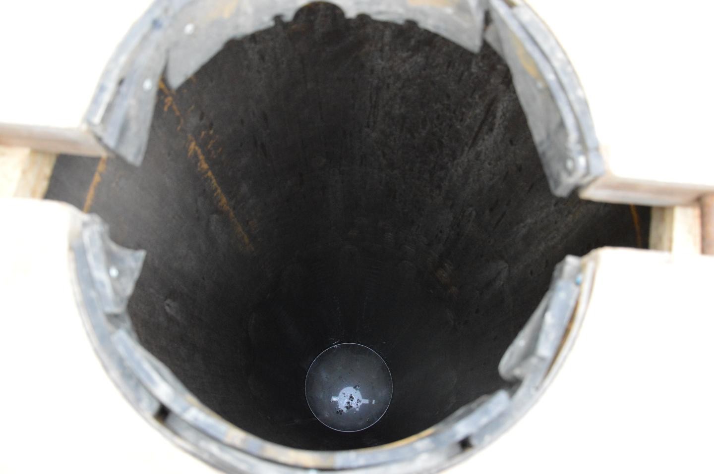 blick in den 21 Meter tiefen Testbrunnen