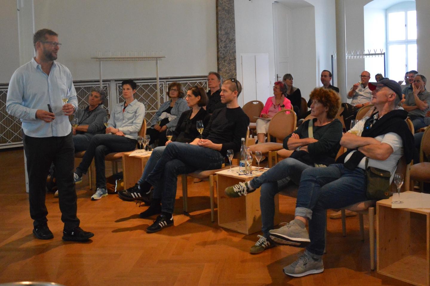 masterclass mit Nils Lackner und Champagnerinteressierten