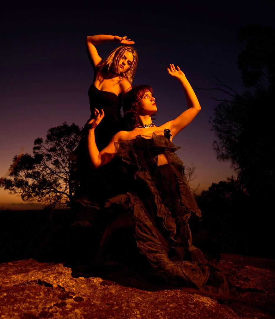 CharmOfFinches CharmOfFinches zwei Schwestern aus Australien
