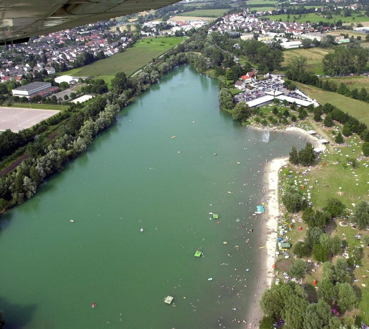 Badesee Buchtzig von oben mit Blick nach Norden