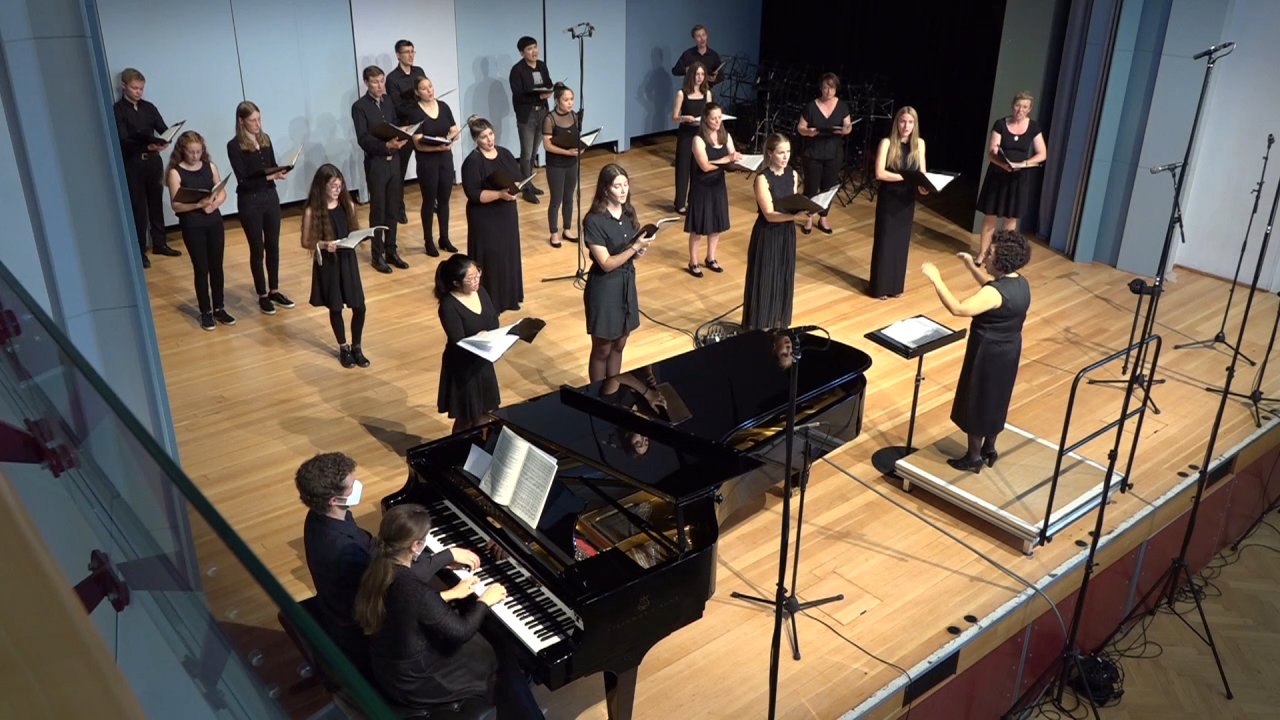 Chor der Musikschule im Konzert