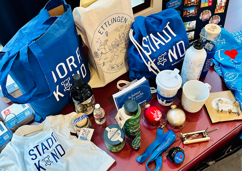 Zusammenstellung mehrerShop-Artikel aus der Touristinfo