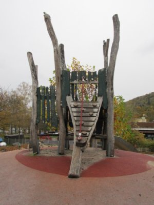 Kletterspielgerät