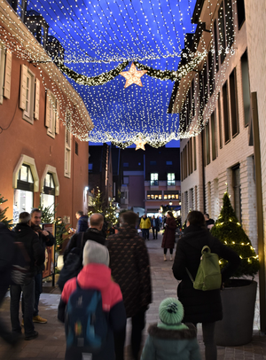 Foto des Lichterhimmels in der Bruchgasse zur Weihnachtszeit