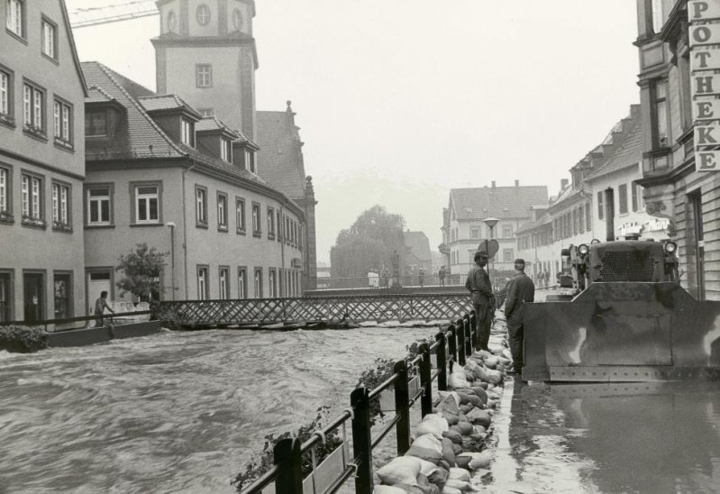 Hochwasser an der Alb in der Innenstadt